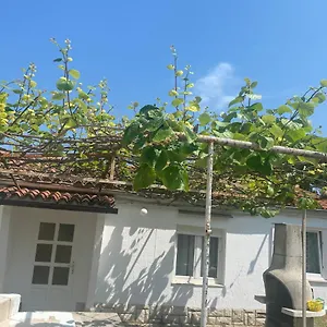  Apartment Apartman Nela